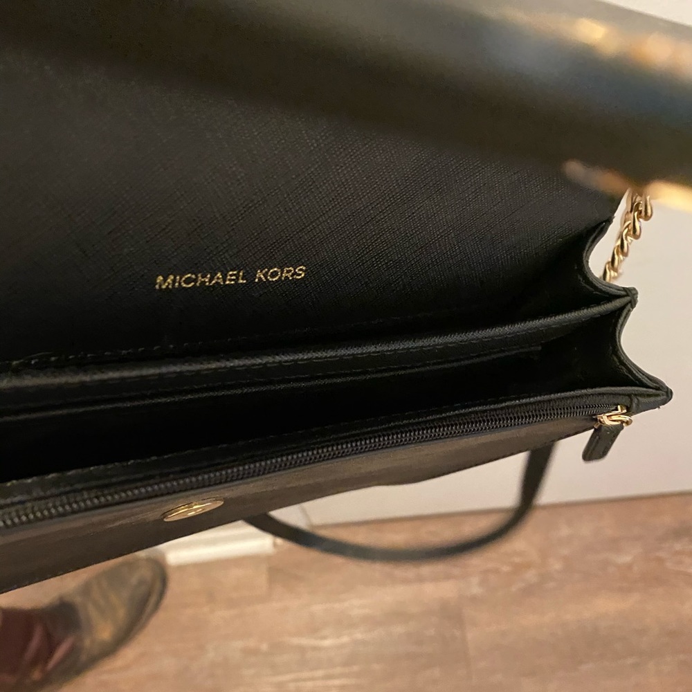 Micheal Kors crossbody